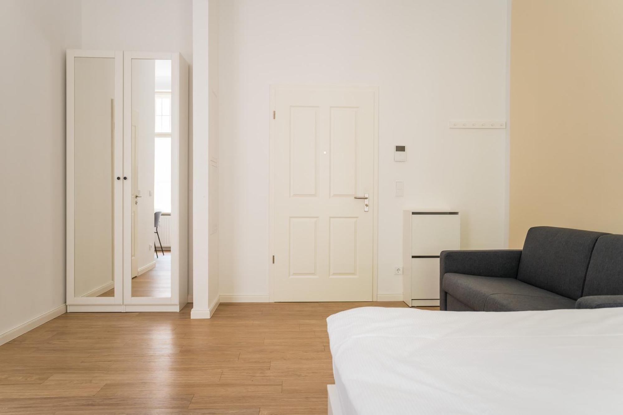 Homaris Apartments Frankfurter Allee เบอร์ลิน ภายนอก รูปภาพ